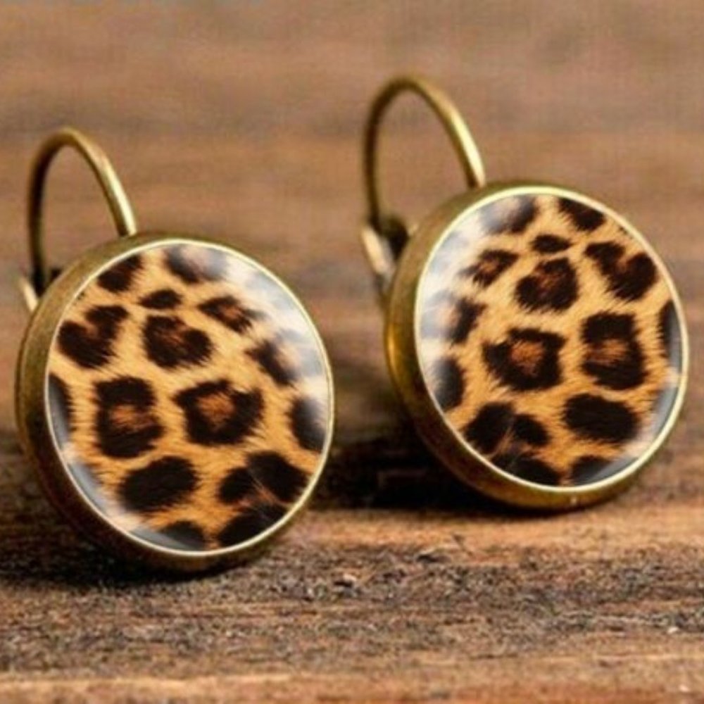 ANIMAL LEOPARD/CHEETAH PRINT DROP STYLE EARRINGS